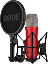 RØDE NT1 Signature Series red
