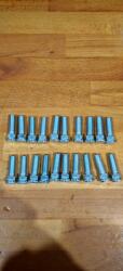  12x1, 25 csapok csavarok 5 db (Stifty - svorniky 12x1,25)