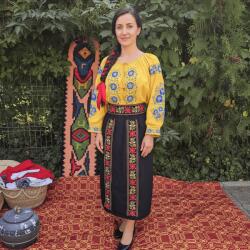 Ie traditionala Set traditional format din ie , fusta 92