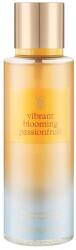 Victoria's Secret Victoria`s Secret Vibrant Blooming Passionfruit Spray de corp pentru femei Femei 250 ml