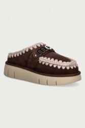 Mou papuci de casă pentru femei din piele întoarsă Bounce Clog Metal Logo 9BY2-KLDZMP_89X (MU.FW531001A.MOCHA)