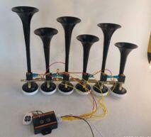 AKUSAN Claxon (12/24v, Ton de Semnal: 36 Signals) (UN-AH-063)