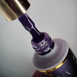 NAILVANA Géllakk - Iconic 029
