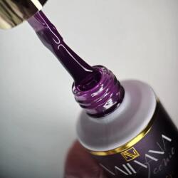 NAILVANA Géllakk - Iconic 028