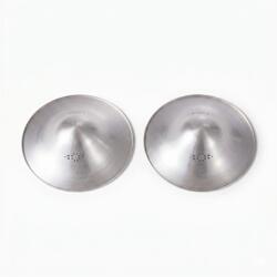 Momcozy 999 Silver Nursing Shield 45mm 2 Pcs Regular (ns005-na02nb-a)