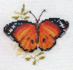  Keresztszemes hímzőkészlet Színes pillangók piros 9x8 cm (0-148)