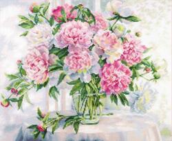  Keresztszemes hímzőkészlet Ablak melletti pünkösdirózsák 46x38 cm (2-51)