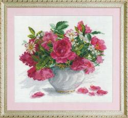  Keresztszemes hímzőkészlet Virágzó kert. Rózsák és százszorszépek 30x26 cm (2-25)