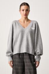 Adidas pulover pentru femei Essentials Knit 9BY2-SWDZ5G_09X (IA4446)