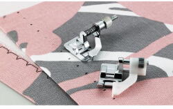 Brother Piciorus pentru cusatura de tiv invizibil Brother F017N (BR-XC1957002) - vexio