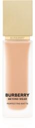 Burberry Beyond Wear Perfecting Matte Foundation mattító folyékony alapozó árnyalat Light Neutral 45 30 ml