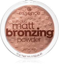 Essence Pudră matifiantă bronzată Sun Club 01