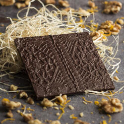 Fabric Chocolate - Madagaszkári étcsokoládé naranccsal és dióval 75 g