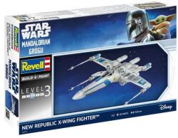 Revell Plastic ModelKit SW 06791 - The Mandalorian: X-Wing Fighter (1: 57) (18-06791)