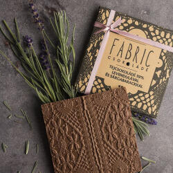 Fabric Chocolate - Tejcsokoládé levendulával és sárgabarackkal 75 g