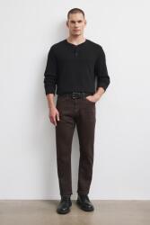 Medicine tapered férfi - barna 34