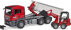 BRUDER MAN TGS truck with roll-off container and Schäffer farm loader, model vehicle (03767) Figurina