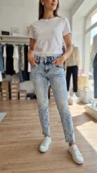 Trang Jeans Női Farmer Nadrág Trang 34-es méret 32 cm (SPODNIE DAMSKIE)