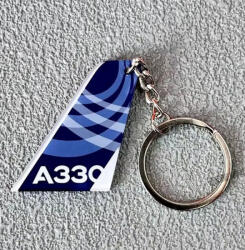 Airbus A330 Vezérsík formájú kulcstartó Airbus A330