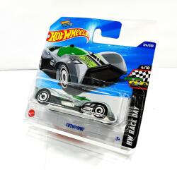 Mattel Versenyezzünk Futurismo 4/10 124/250 HYY65