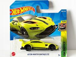 Mattel Aston Turócszentmárton Vantage Gte (B8) (HCT19)
