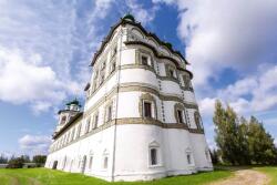 DIMEX ART Nem szőtt fotótapéta nicolo-vyazhishchsky templom 375 x 250 cm (MS-5-1001)