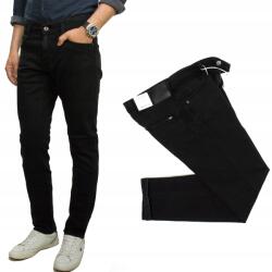 Mustang Oregon Tapered Black 940 férfi farmer nadrág W32 L36 (160-30034406)