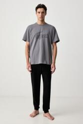 Lacoste kétrészes pizsama férfi pamut elasztánnal - fekete S - answear - 32 990 Ft