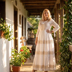 Ie traditionala Rochie Traditionala cu broderie Bianca 5