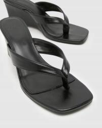 Schuh Fekete Flip-flop Papucs B25 39