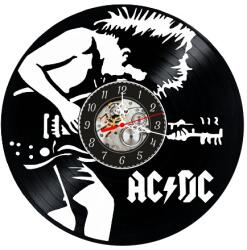 Ceas de perete decorativ realizat din disc de vinil, Model Formatie Rock AC/DC cu Chitarist Angus Young, Negru, 30 cm
