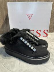 GUESS Szőrme női cipő fekete tornacipő 35-ös méret