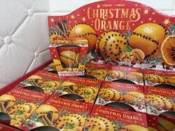Bartek Candles Parafinos illatgyertya Chrismats Orange with cloves