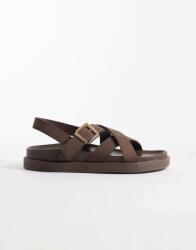 New Look barna szandál casual csattal B25 40