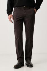 GUESS pantaloni slim fit pentru bărbați din bumbac cu elastan 9BY2-SPMZCS_88X (M6BB16.W4180)