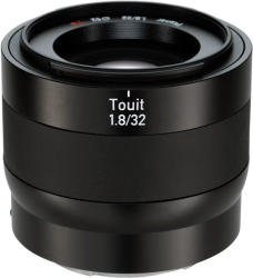 ZEISS Touit 32mm f/1.8 (Fujifilm)