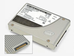 Intel P3700 400GB PCI-E SSDPE2MD400G401 933079