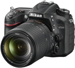 Nikon D7200 + 18-140mm VR (VBA450K002)