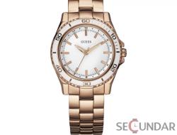 GUESS W0557