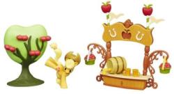 Hasbro Friendship is Magic - Set Ponei Applejack si sweet apple juice stand (B2211)
