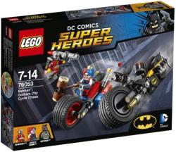 LEGO® DC Comics Super Heroes - Batman™ - Motoros üldözés Gotham City városában (76053)