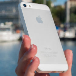 Mobyo Husa Slim iPhone 5S / iPhone 5 / iPhone SE White