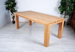 Kerti asztal tíkfából 180x90x77 cm