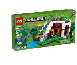 LEGO® Minecraft® - The Waterfall Base (21134)