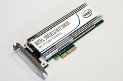 Intel P3520 1.2TB PCIe 3.0 SSDPEDMX012T701