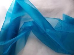  Türkizkék organza dekorációs anyag - 47 cm széles, 10 méter hosszú-031
