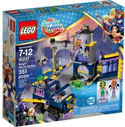 LEGO® DC Super Hero Girls - Batgirl titkos bunkere (41237)