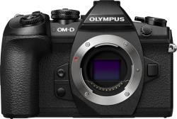 Olympus E-M1 Mark II + EZ-M1240 PRO 12-40mm + EZ-M4015 40-150mm PRO (Double Zoom kit) (V207061BE010)