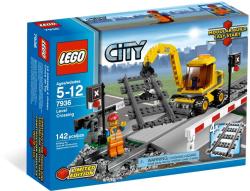 LEGO® City - Vasúti átjáró (7936)