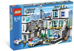 LEGO® City - Rendőrkapitányság (7744)